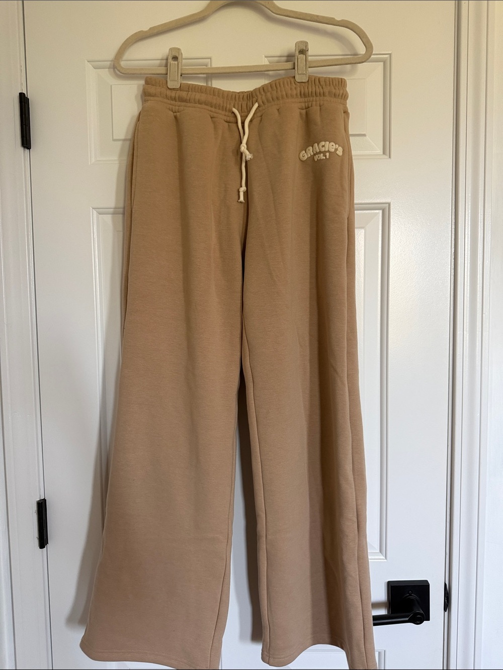 Gracie’s Tan Wide-Leg Sweatpants with Drawstring
